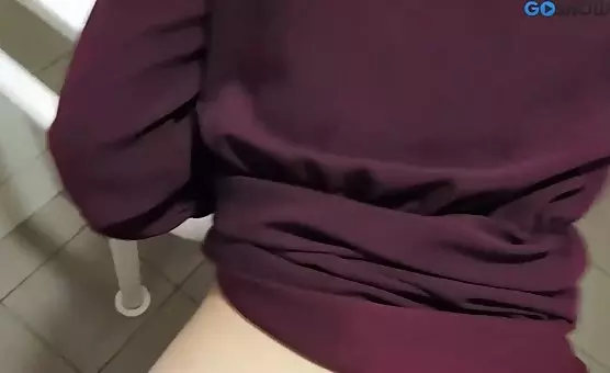 Kinky Brunette Receives Dual Pleasure in Bathroom Escape
